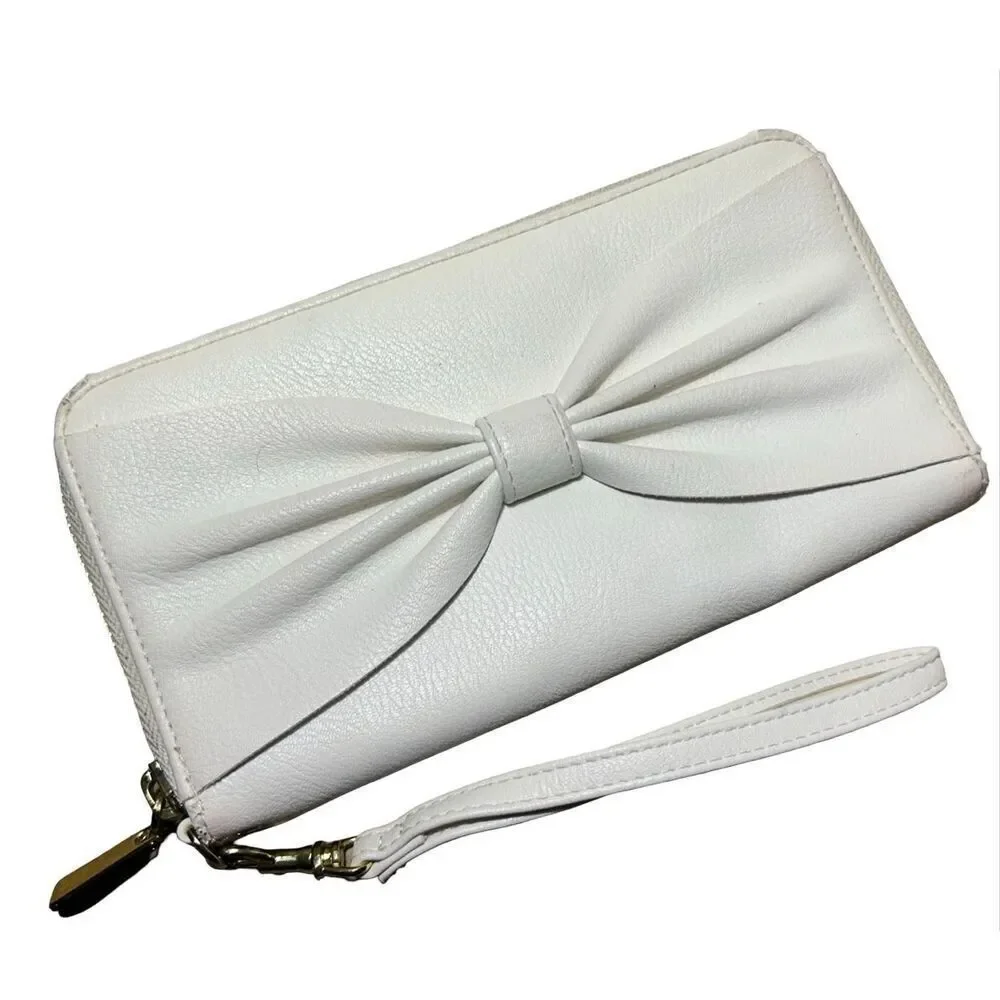 Bow Wallet/Wristlet